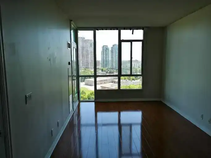 Condo for rent near Celebration Square, Mississauga | 220 Burnhamthorpe Road West, Mississauga | 2981641