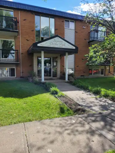 #17, 10255 117 st | 10255 117 st, Edmonton | 2981972