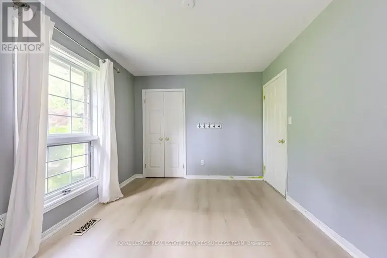 1106 CRESTVIEW STREET | 1106 CRESTVIEW STREET, Oakville | 2982029