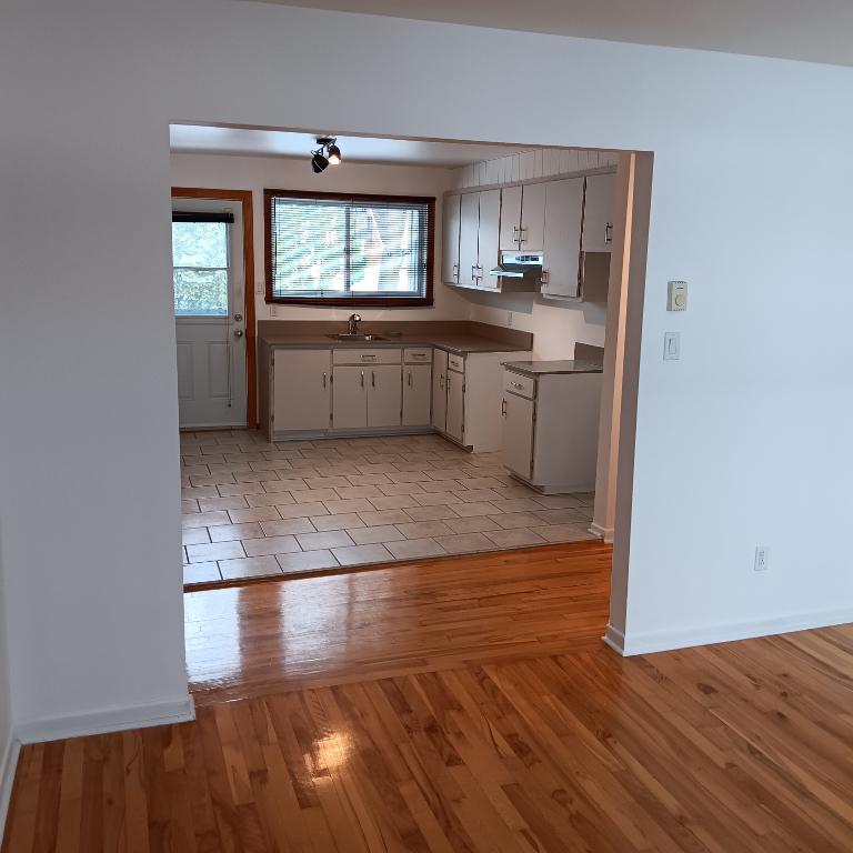4 1/2 pièces, Rue Lamarre, Vieux-Longueuil (près centre Jacques-Cartier), 1er octobre | 2985350