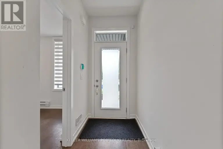 32 TROON AVENUE | 32 TROON AVENUE, Vaughan | 2999706
