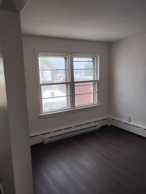 Shawinigan-Sud, très grand 4 1/2 avec 2 chambres fermées | 2982695