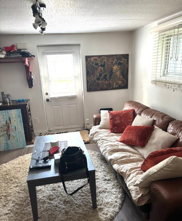 Laval Est 3 1/2 meublé/ chauffé | 2982711