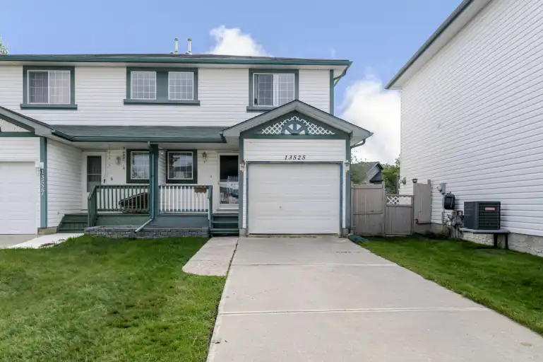 Beautiful Family Home In Belmont Culdesac | Edmonton | 2983436