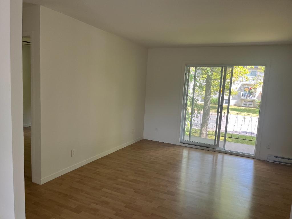 Appartement / Logement 4 1/2 à louer | 2984007