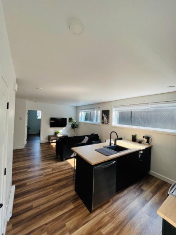 3 1/2 Neuf - Semi meublé | 2984011