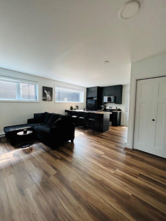 3 1/2 Neuf - Semi meublé | 2984011