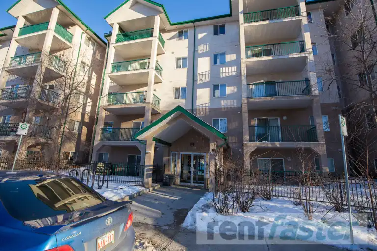 Amazing  Value  and   Ideal   Location | 11325-83 Street, Edmonton | 2984185
