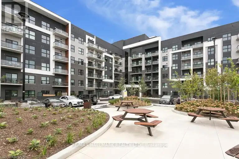 110 - 128 GROVEWOOD COMMON | 110 - 128 GROVEWOOD COMMON, Oakville | 2984270