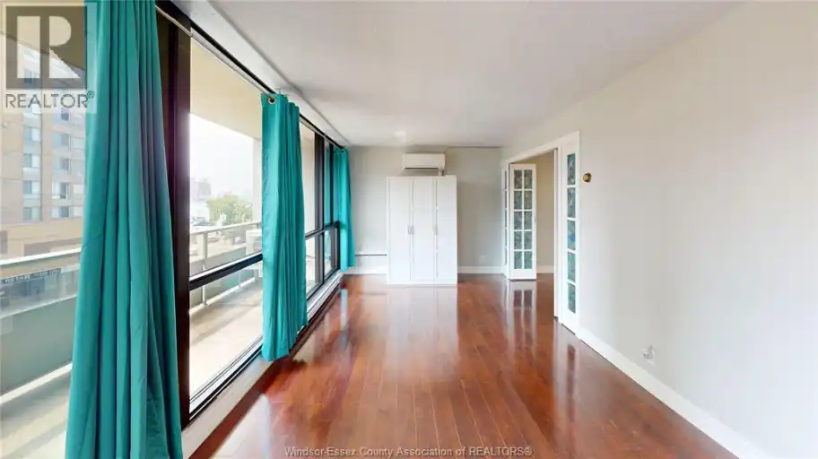 111 Riverside DRIVE | 111 Riverside DRIVE, Windsor | 2985188