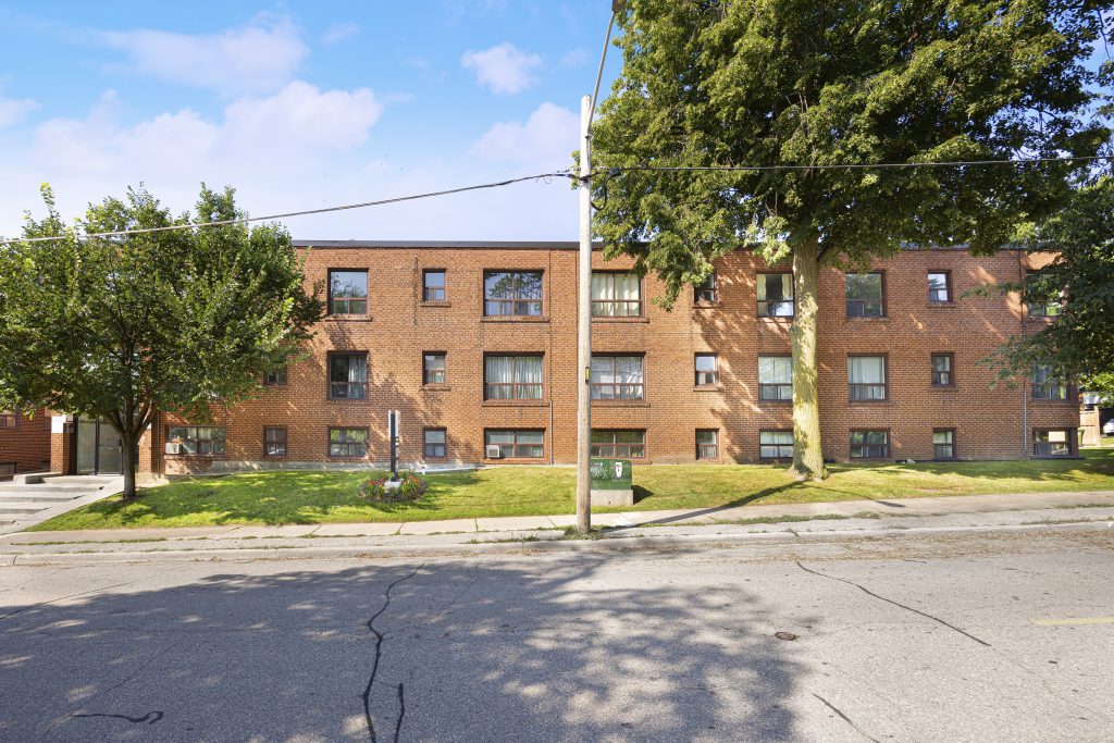 Albert Apartments | 2985506