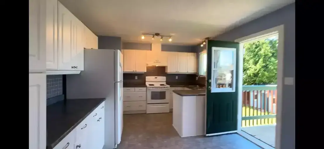 Stunning 4-Bedroom Upper-Level House in Central Ladner, BC - Perfect for Shorter-Term (Maximum 1 year) Renters! | 4693 55 Street, Delta | 2985720