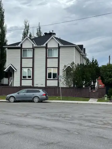 Beautiful Townhouse for Rent | Calgary | 3009358