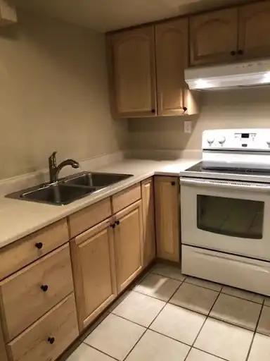 BACHELOR SUITE FOR RENT ON UOFA CAMPUS & WHYTE AVENUE! | 11131 82 Avenue Northwest, Edmonton | 2986133