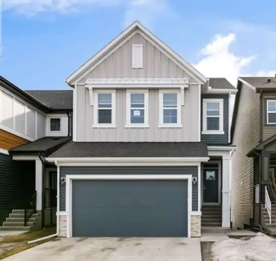 Bright & Spacious 1 Bdrm+den Basement Suite w/ Private Entrance + Mountain View | 240 Seton Villas Southeast, Calgary | 2986141