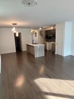 Beau grand 4 1/2 à louer à Laval | 2986181