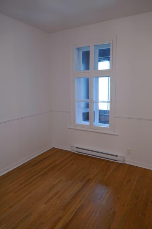 6 1/2 Petite Italie | 2986182