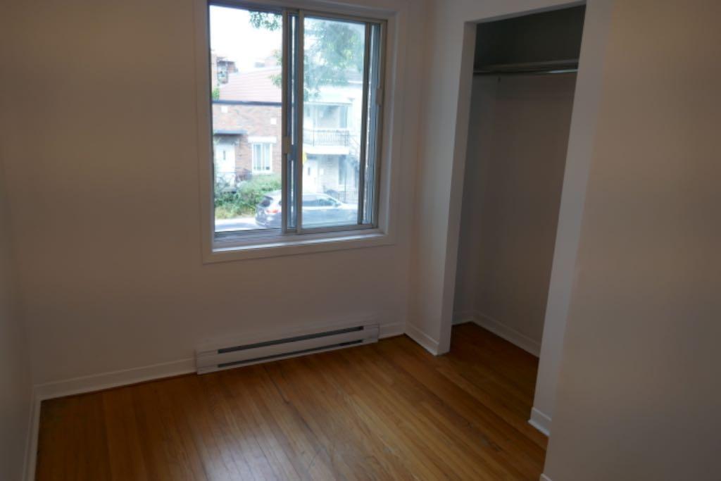 6 1/2 Petite Italie | 2986182