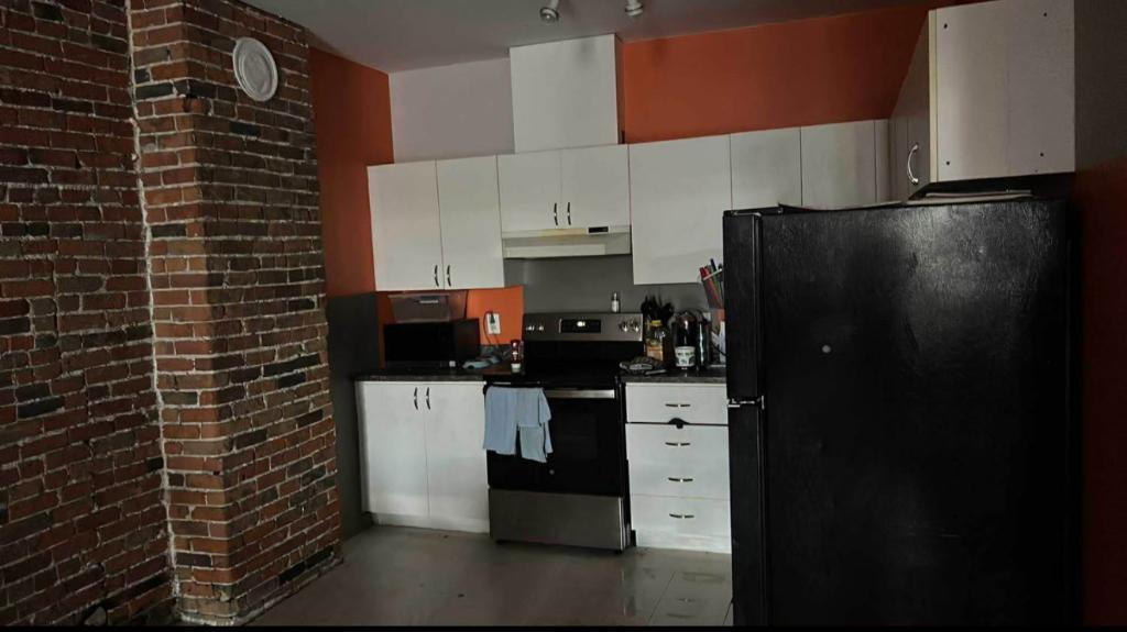 Grand Studio dans le vieux st-Jean! | 2986193