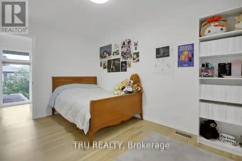 36 VARLEY DRIVE | 36 VARLEY DRIVE, Ottawa | 3004799