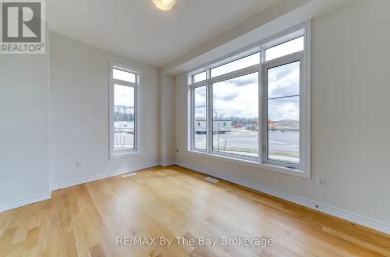 105 SUN VALLEY AVENUE | 105 SUN VALLEY AVENUE, Wasaga Beach | 2986964