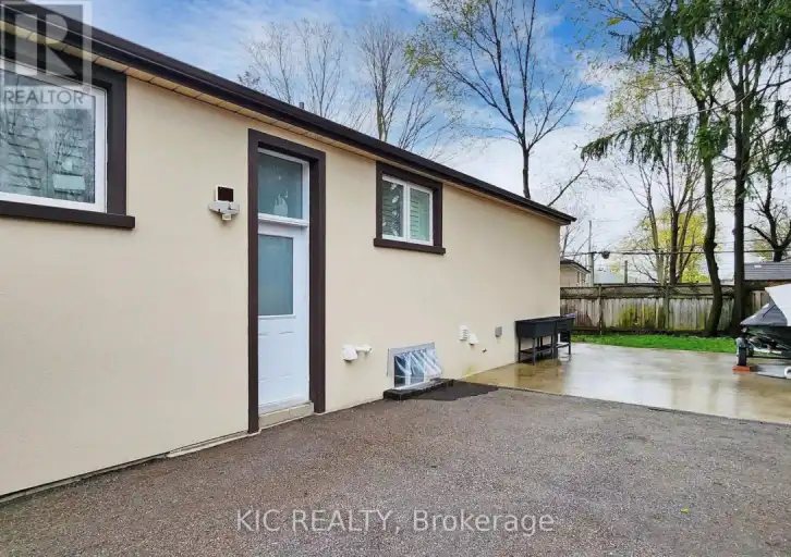 MAIN FLOOR - 226 BROWNDALE CRESCENT | MAIN FLOOR - 226 BROWNDALE CRESCENT, Richmond Hill | 2987076