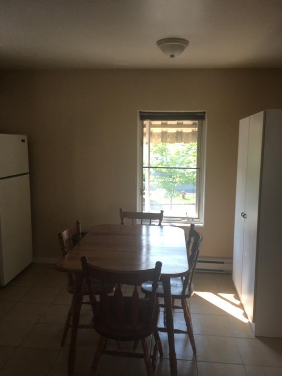 Logement 4 1/2 | 2987224