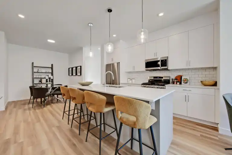Banff Trail - The Third | 2610 23 Street Northwest 201, Calgary | 2987559