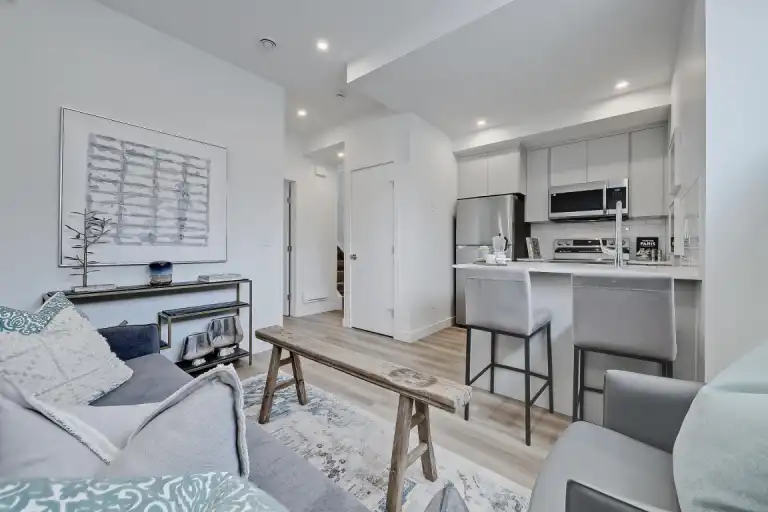 Banff Trail - The Third | 2610 23 Street Northwest 201b, Calgary | 2987560