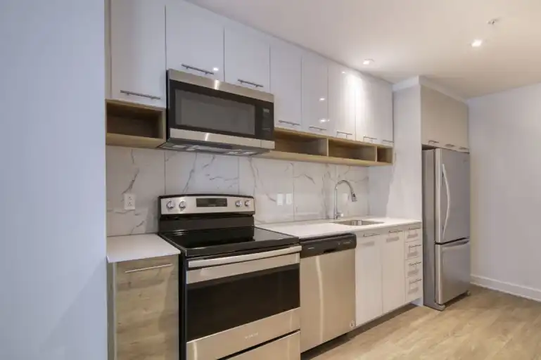 9675 Papineau | 9675 Av. Papineau, Montreal | 2987656