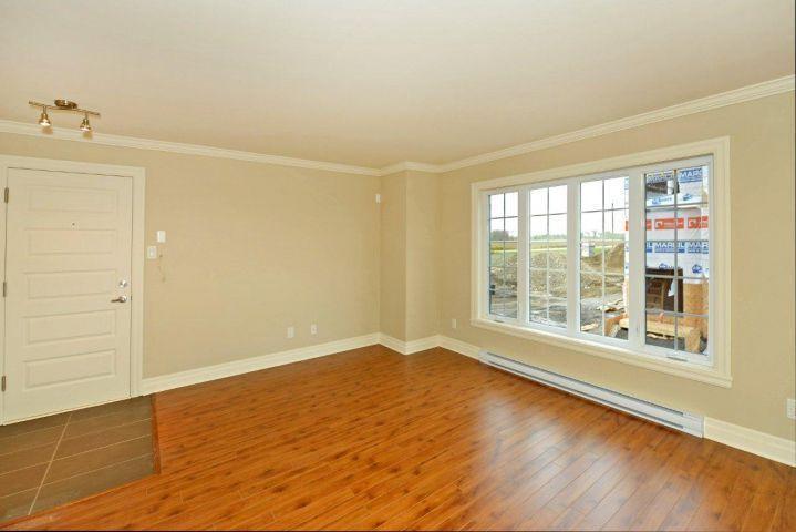 5 ½ À LOUER – 873-877-881 AVENUE DES JARDINS, ST-RÉMI – 1650$/MOIS | 3009644