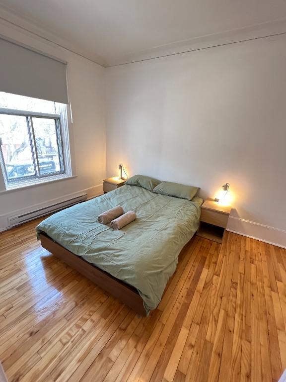5 1/2 Meublé - Metro Parc - 3 chambres | 2987921