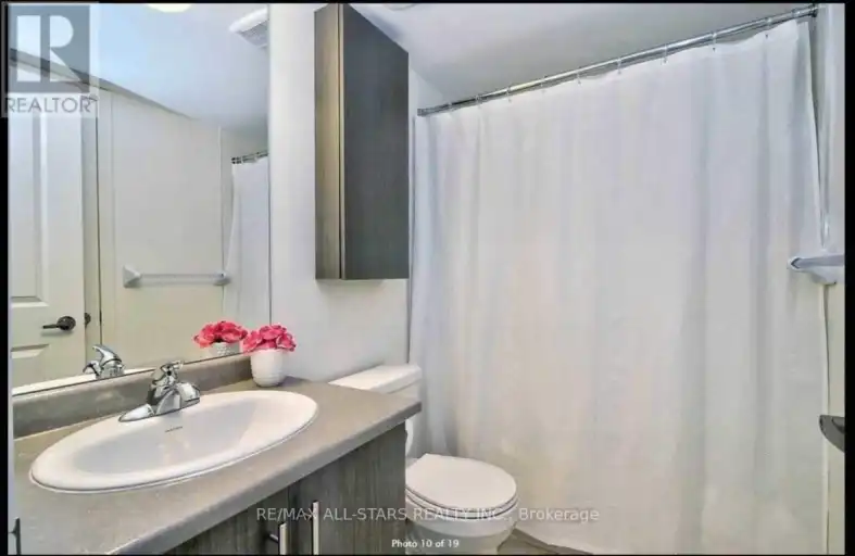 17 CORNERBANK CRESCENT | 17 CORNERBANK CRESCENT, Whitchurch-Stouffville | 2988045