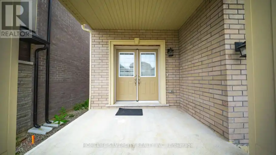 56 GEORGE BRIER DRIVE E | 56 GEORGE BRIER DRIVE E, Brant | 2988438