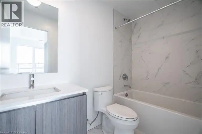 395 DUNDAS Street W Unit# 206 | 395 DUNDAS Street W Unit# 206, Oakville | 2988673