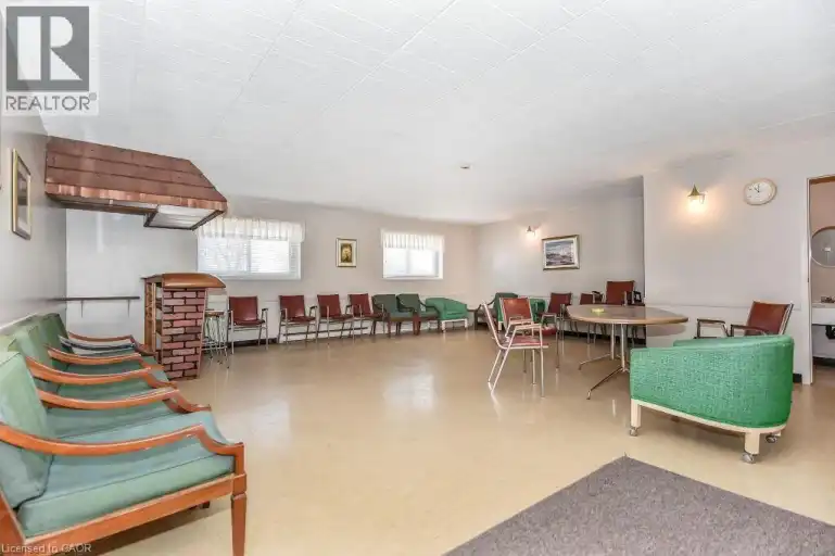 75 HAZELGLEN Drive Unit# 305 | 75 HAZELGLEN Drive Unit# 305, Kitchener | 2988741