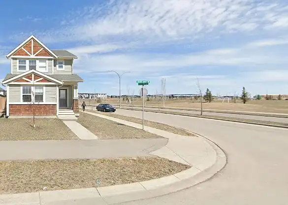 SPACIOUS 4 BEDROOMS HOUSE FOR RENT | Calgary | 2996608