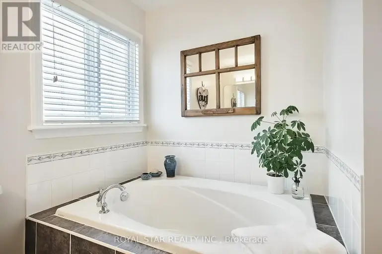38 RIALTO WAY | 38 RIALTO WAY, Ottawa | 3033182
