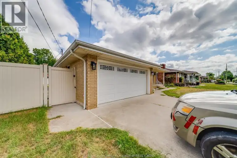 1520 NORMANDY | 1520 NORMANDY, LaSalle | 2989680