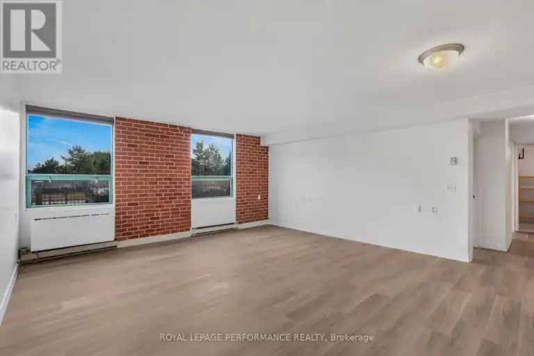 104 - 1440 HERON ROAD | 104 - 1440 HERON ROAD, Ottawa | 2989682