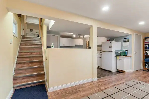 Nice and Cozy Basement Suite | 2822 40 Street Southwest, Calgary | 2989778