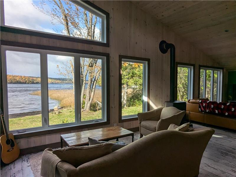 Big Cedar Lakehouse | 2989814