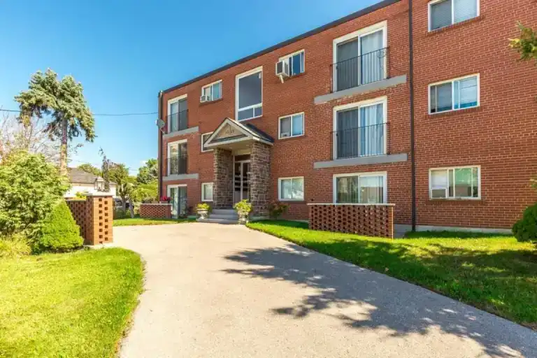 GREAT PRICE FOR A 2 BDRM Home!! Avail. Sept. | 1625 Charles Street, Whitby | 2989973