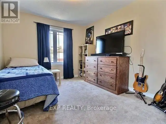 249 HUNTERBROOK STREET N | 249 HUNTERBROOK STREET N, Ottawa | 2990410