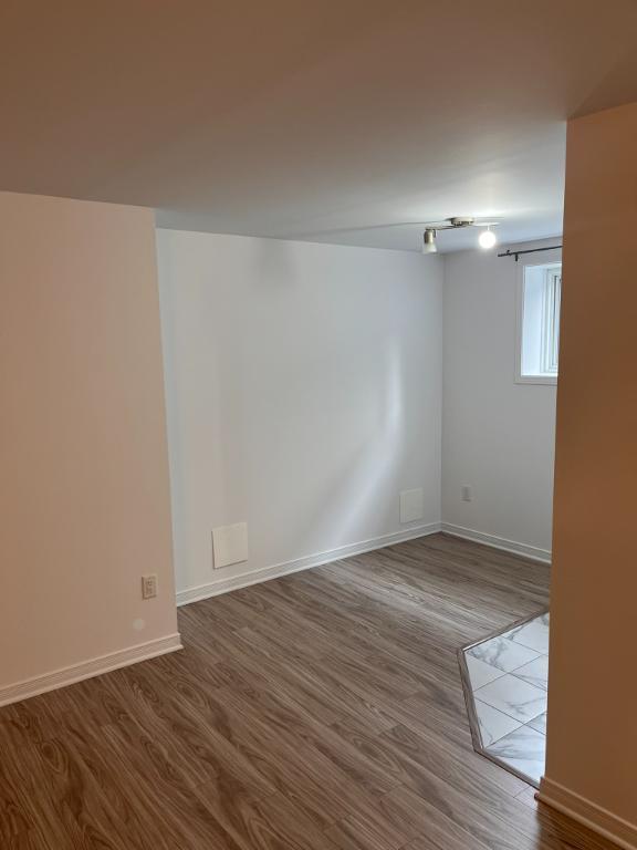 Appartement à louer (3 1/2) / for Rent | 2991001