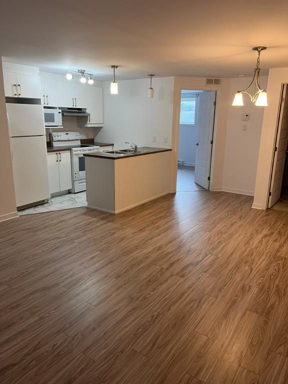 Appartement à louer (3 1/2) / for Rent | 2991001