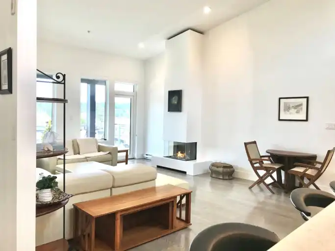 2 Bedroom Sunrise Penthouse, partial water view,  available October 01 2025 | Sidney | 2991233