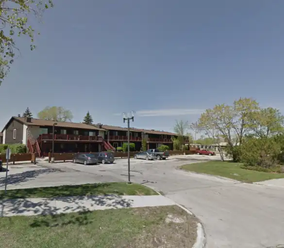 19-100 Scotswood Drive | 100 Scotswood Drive 19, Winnipeg | 2991341