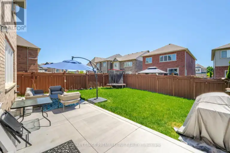 63 MORNINGSTAR AVENUE | 63 MORNINGSTAR AVENUE, Whitby | 2991512