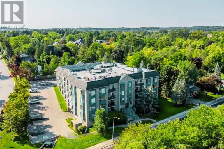 310 - 85 WELLINGTON STREET W | 310 - 85 WELLINGTON STREET W, Aurora | 2991517